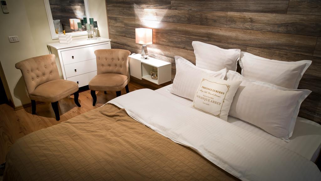 בוקרשט Feeling Home Apartments מראה חיצוני תמונה